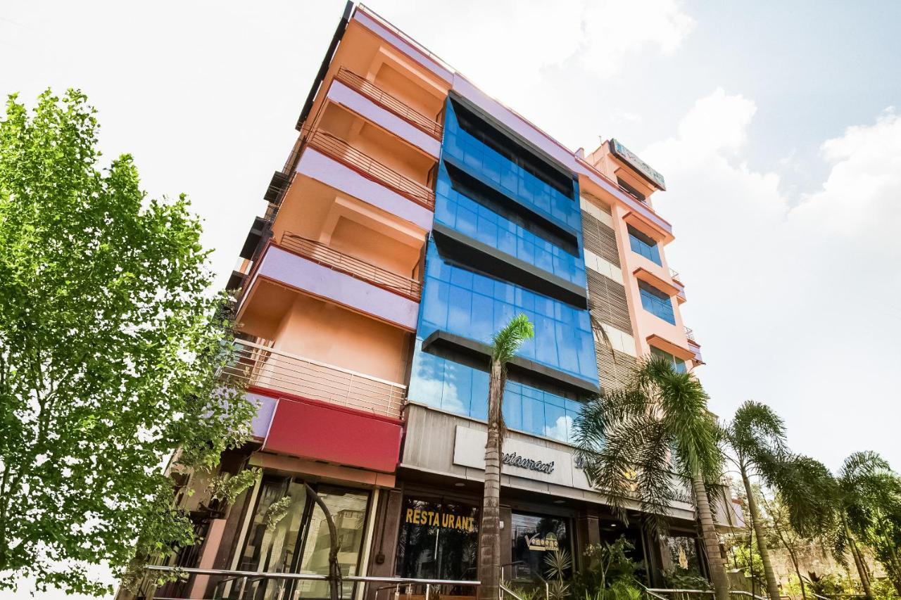 Oyo 62964 Hotel Vandana Grand Nellore Kültér fotó